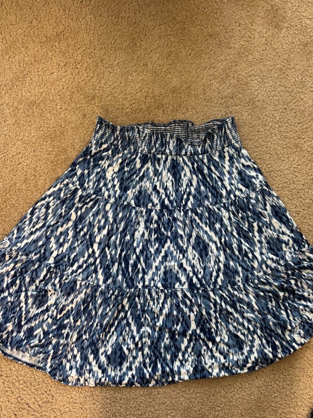 St. John's Bay blue and white elastic waist mid-length skirt size M